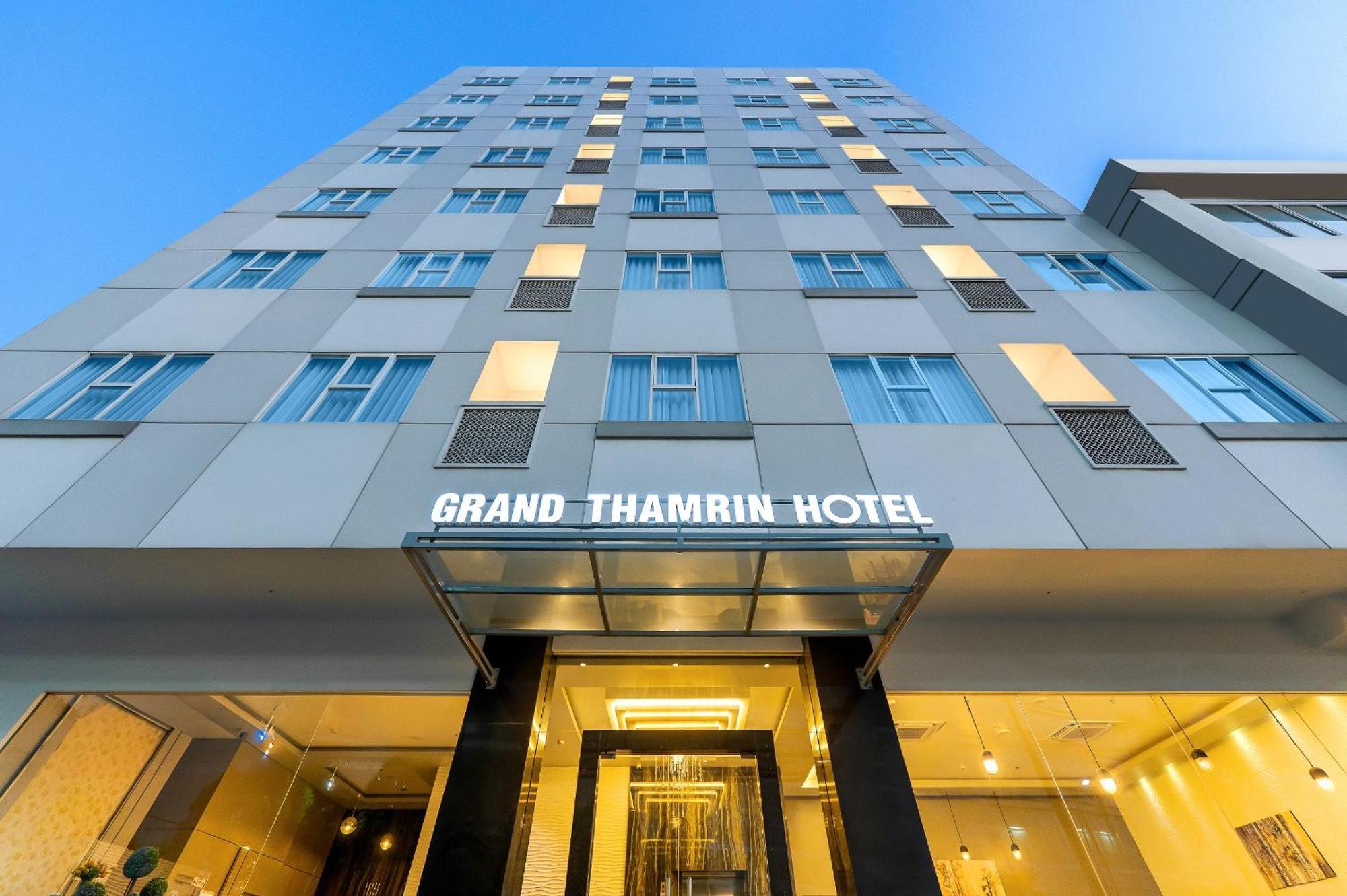 Grand Thamrin Hotel Jakarta Exteriör bild